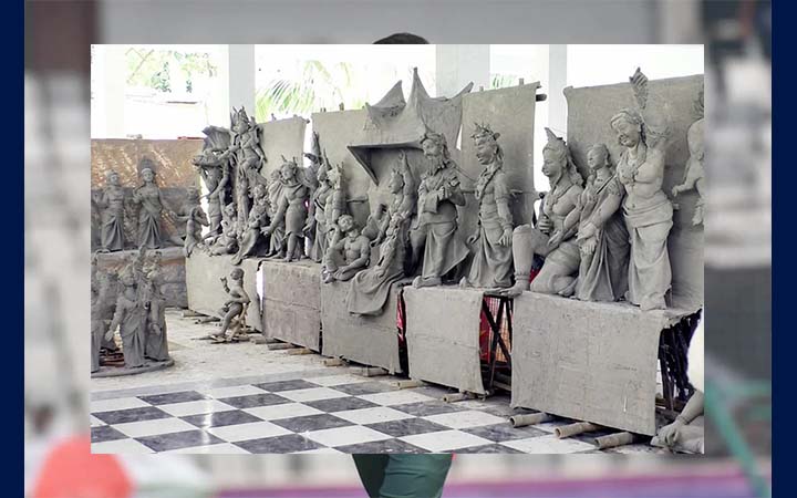 যশোরে এবার ৭৩৭ মণ্ডপে দুর্গাপূজা, এক মন্দিরেই ১০১ প্রতিমা
