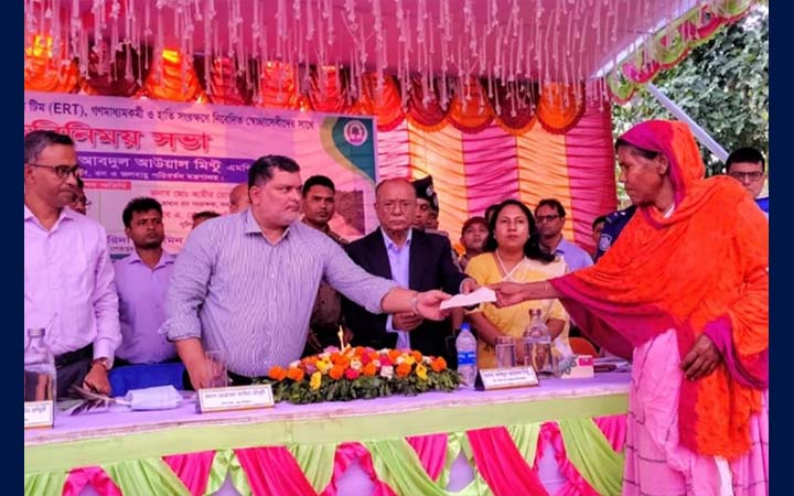 যেকোনো মূল্যে বন দখল বন্ধ করতে হবে: বনমন্ত্রী