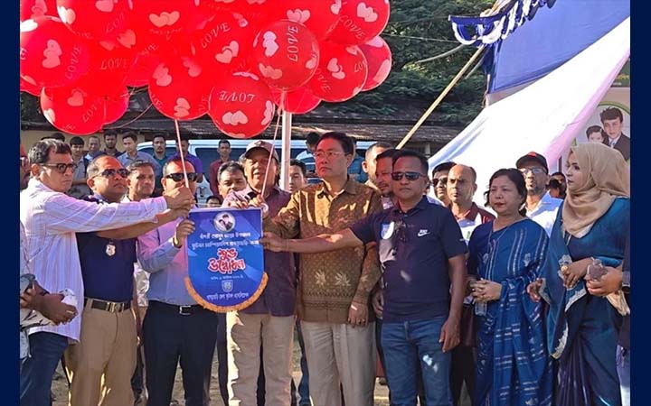 খাগড়াছড়িতে ফুটবল টুর্নামেন্টের উদ্বোধন: প্রথম ম্যাচে মাটিরাঙ্গার জয়