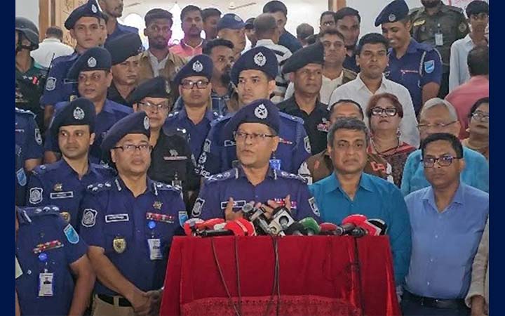 অপরাধী যত ক্ষমতাশালীই হোক, ছাড় দেওয়া হবে না: আইজিপি