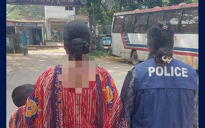 শ্রীনগর থেকে নিখোঁজের চার দিন পর দিনাজপুরে মা-ছেলেকে উদ্ধার