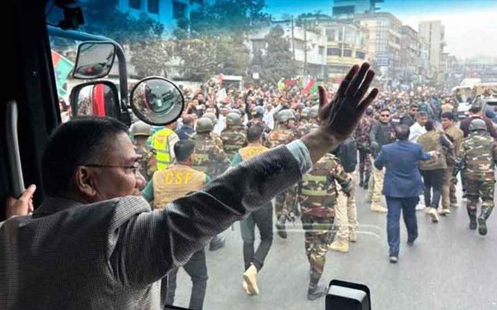 অবশেষে প্রিয় দেশের মাটিতে: তারেক রহমান