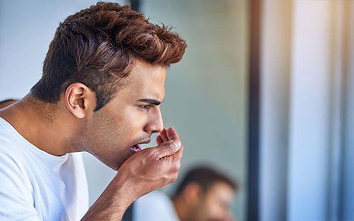 মুখে দুর্গন্ধ হওয়ার ৫ কারণ ও নিরাময়ের উপায়