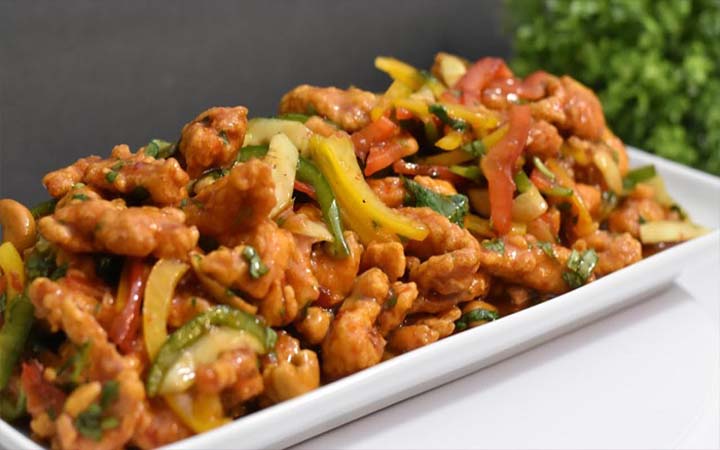 মজাদার চিকেন কেশোনাট সালাদ