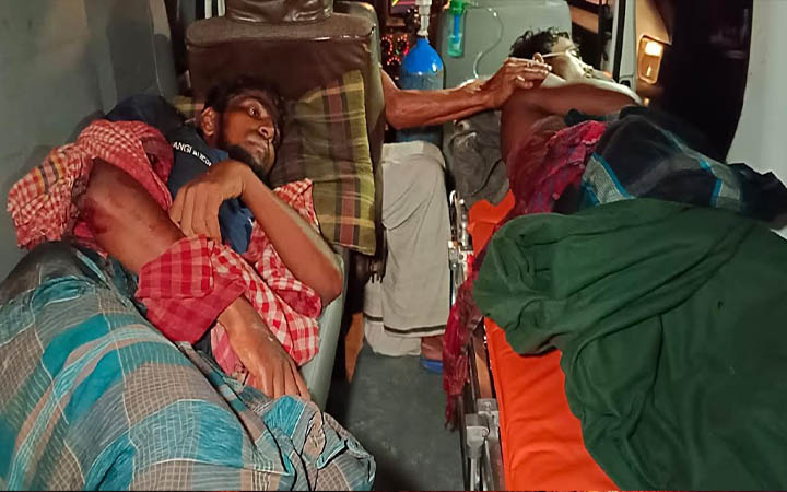 মেঘনা নদীতে ২ জেলে গুলিবিদ্ধ, ৫ জেলে অপহরণের অভিযাগ