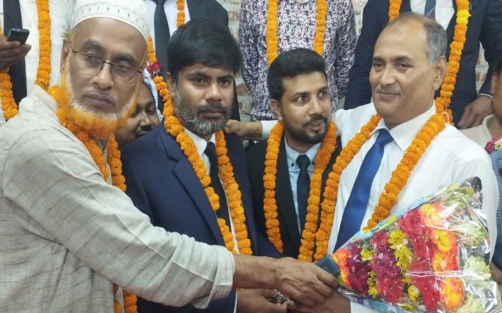 পঞ্চগড় আইনজীবী সমিতির নেতৃত্বে আমিনুর-নজরুল