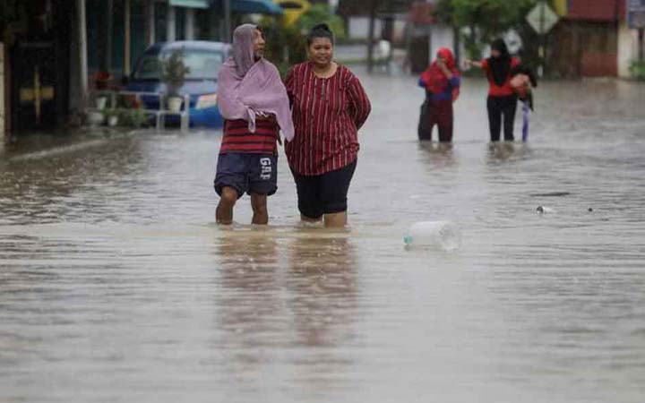 মালয়েশিয়ায় বন্যা; বাস্তুচ্যুত ৪০ হাজার মানুষ