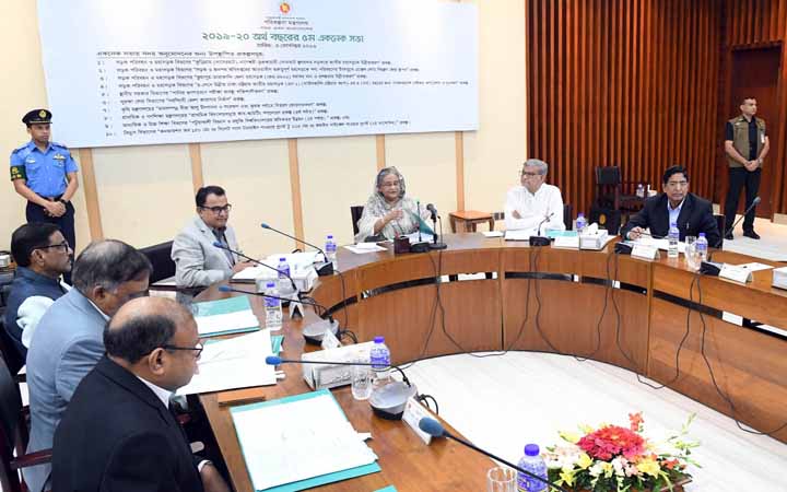 জাতীয় মহাসড়ক থেকে টোল আদায় করবে সরকার