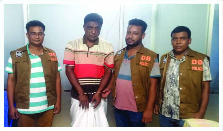 নাটোরে প্রথমবারের মতো আইসসহ গ্রেপ্তার মাদক কারবারি