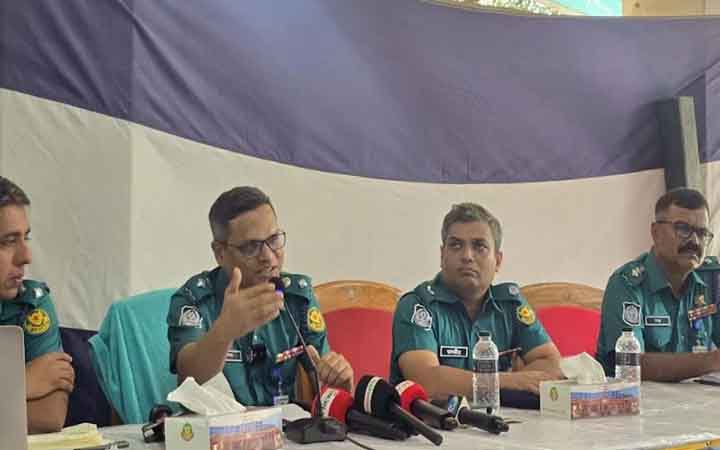 পুরান ঢাকার যানজটে ৪ ‘হটস্পট’, ছয় মাসে ৩০ হাজার মামলা