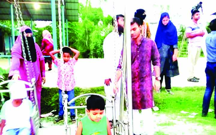 বেড়িয়ে আসতে পারেন ছৈলারচর