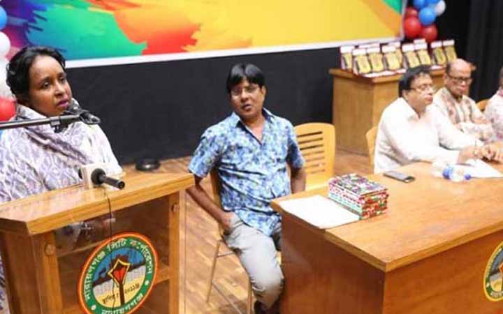 ভয় কাটিয়ে আমাদের সত্য বলতে হবে : মেয়র আইভী