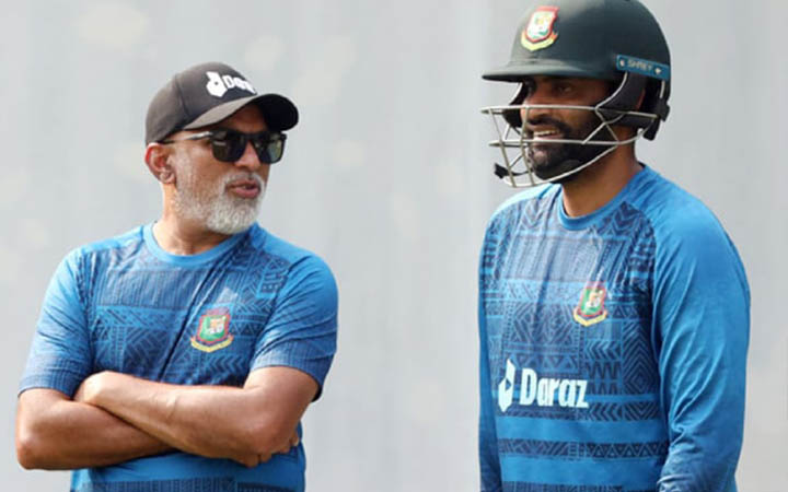 হাথুরুকে অব্যাহতি দিয়ে তামিমকে দলে নিতে লিগ্যাল নোটিশ