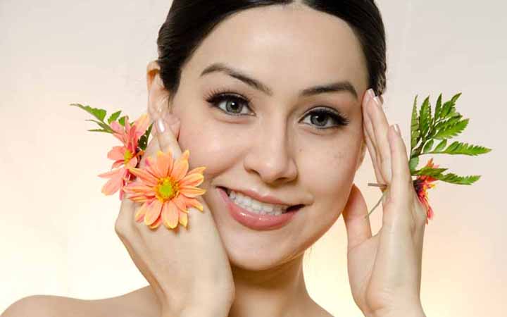 ঘরোয়া উপকরণ ব্যবহার করেই ত্বক রাখুন সতেজ ও উজ্জ্বল
