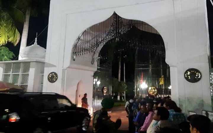 শপথ অনুষ্ঠানে যোগ দিতে বঙ্গভবনে অতিথিরা