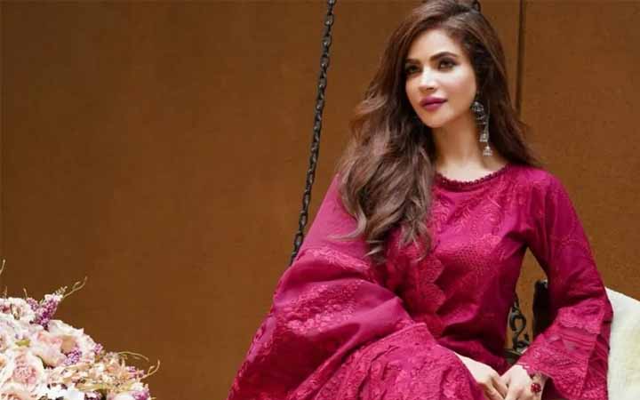 নিজ ফ্ল্যাটেই মিলল পাকিস্তানি অভিনেত্রীর পচাগলা দেহ