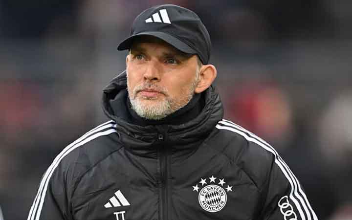 দায়িত্ব ছাড়ার সিদ্ধান্ত জানালেন বায়ার্ন মিউনিখ কোচ