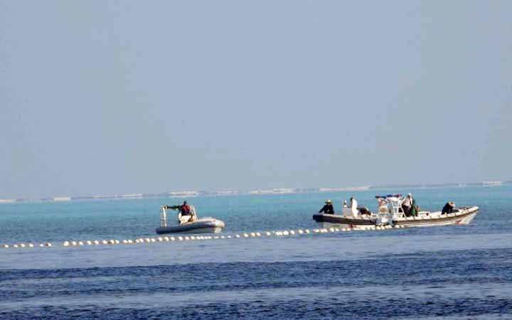 দক্ষিণ চীন সাগরে ব্যারিয়ার বসালো চীন