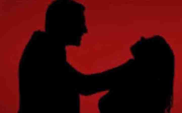 গাজীপুরে স্ত্রীকে শ্বাসরোধে হত্যা