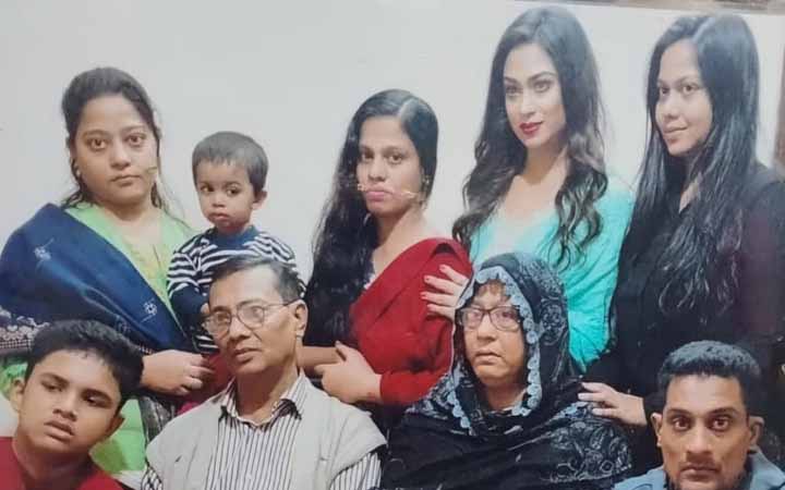 সপরিবারে ওমরাহ পালনে সৌদি গেছেন পপি