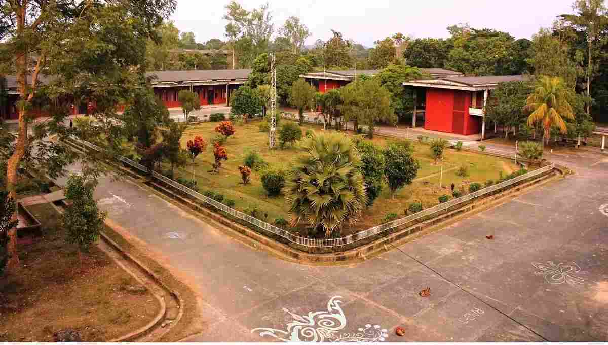 ভবন থেকে পড়ে আহত বিএসপিআই শিক্ষার্থীর মৃত্যু।