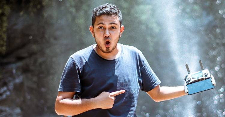 শখের বশে শুরু, মাসে আয় লাখ টাকা