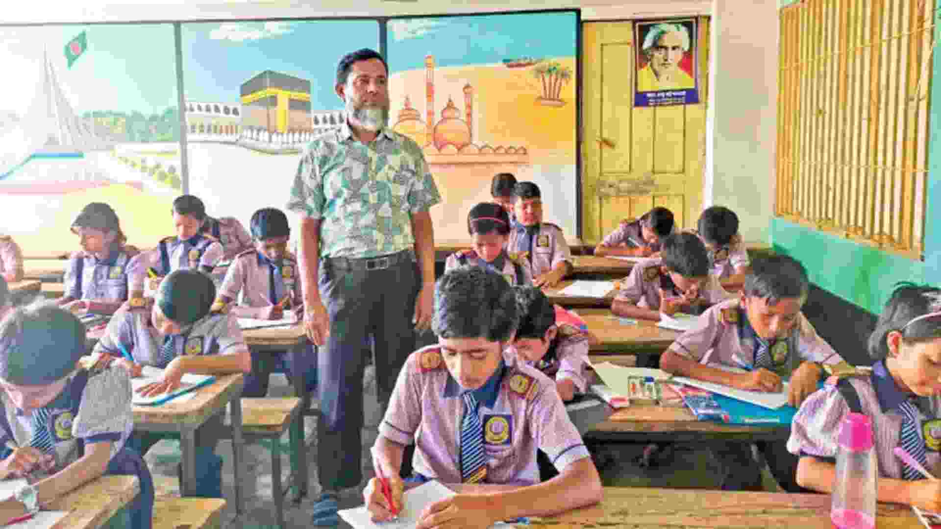 দুই বছরে প্রাথমিকে বন্ধ ১৮ হাজার স্কুল, শিক্ষার্থীরা যাচ্ছে কোথায়?
