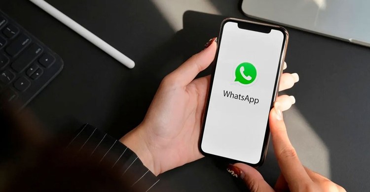 বদলে যাচ্ছে হোয়াটসঅ্যাপ