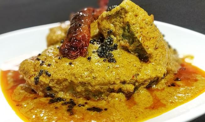 রেসিপিঃ নারকেল দিয়ে কাতলা রান্না