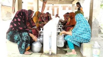 গাংনীর গ্রামে গ্রামে সুপেয় পানির সংকট