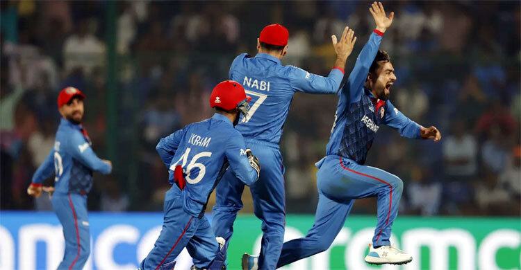 বিশ্বকাপে অঘটনের শিকার চ্যাম্পিয়ন ইংল্যান্ড