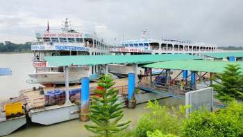 পটুয়াখালী থেকে সকল রুটের লঞ্চ চলাচল বন্ধ