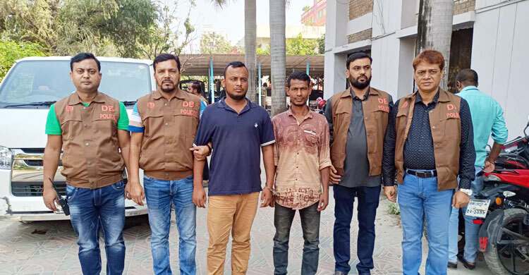 নারায়ণগঞ্জে বিদেশি পিস্তলসহ দুই মাদক কারবারি গ্রেফতার