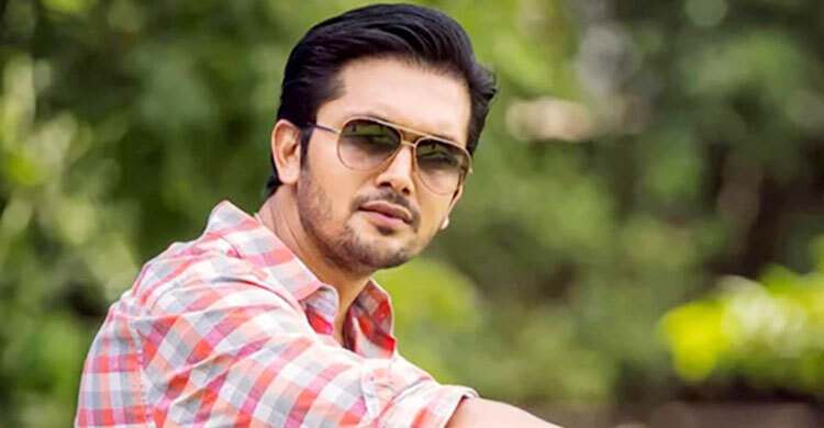 নীলচক্র’ সিনেমায় আরিফিন শুভ