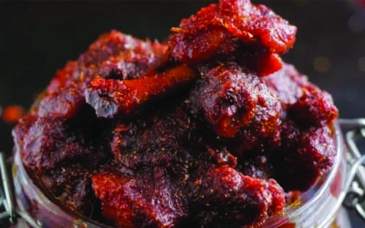 বর্ষায়  আচার ভাল রাখবেন যেভাবে