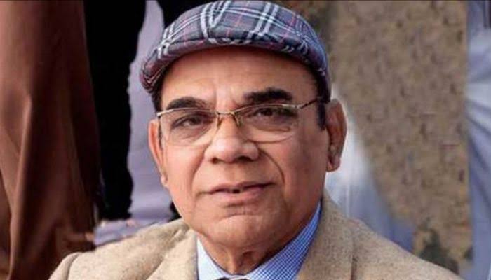 ‘বর্তমানে শিল্পীদের মধ্যে শ্রদ্ধাবোধ নেই’-আহমেদ শরীফ