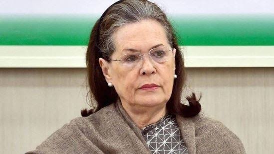 গণতন্ত্রকে গলা টিপে হত্যা করা হয়েছে : সোনিয়া গান্ধী