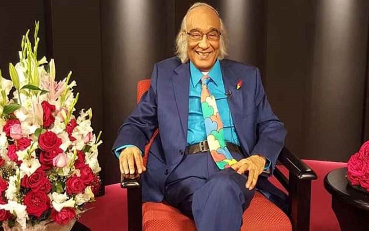 ফের লাল গোলাপ নিয়ে আসছেন শফিক রেহমান