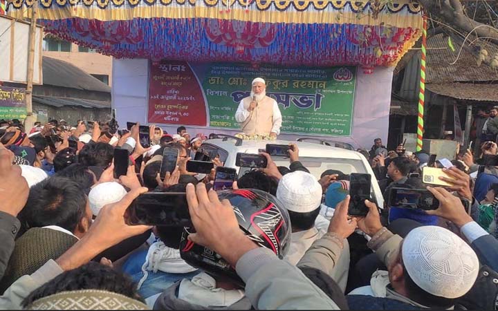 সবাই মিলে যেন স্বপ্নের নতুন বাংলাদেশ গড়তে পারি :  জামায়াত আমির