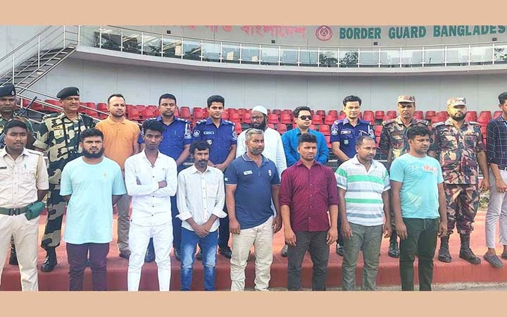 ভারতে সাজাভোগ শেষে দেশে ফিরলেন ৭ যুবক