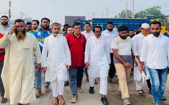 বিএনপির ৩১ দফা প্রচারে ঝিনাইদহে লিফলেট বিতরণ