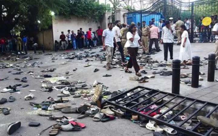 পদপিষ্টের ঘটনায় নিহতদের পরিবারকে ২৫ লাখ টাকা করে দেবে আরসিবি