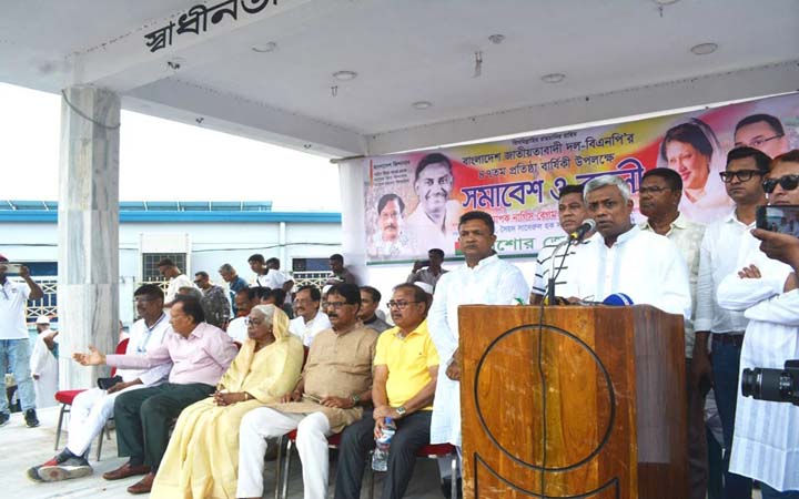 নির্বাচনি ট্রেন থামানোর ষড়যন্ত্র চলছে: অমিত
