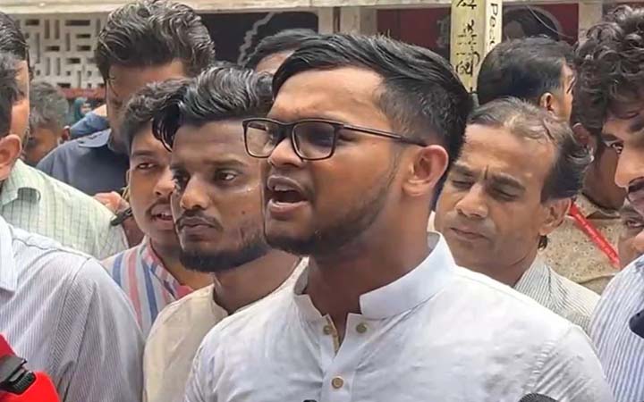 শিক্ষার্থীদের রায় প্রার্থীদের মেনে নিতে হবে : বাকের