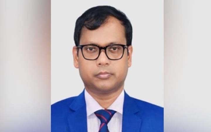 ডিসি সারওয়ার আলমকে শোকজ