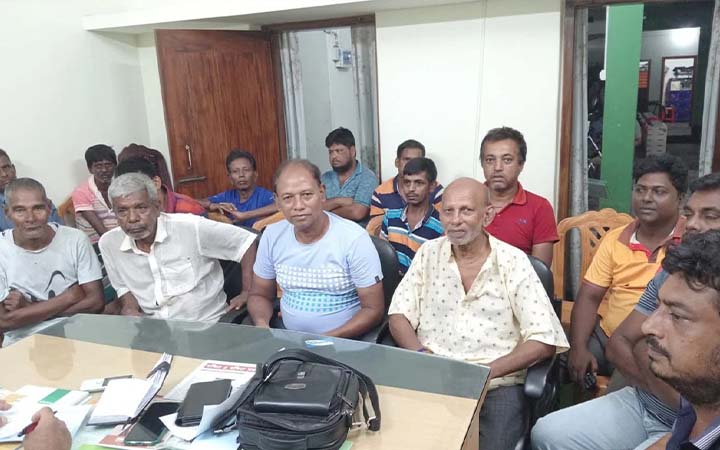 চাঁপাইনবাবগঞ্জে ২৫ জন সনাতন ধর্মাবলম্বীর জামায়াতে যোগদান