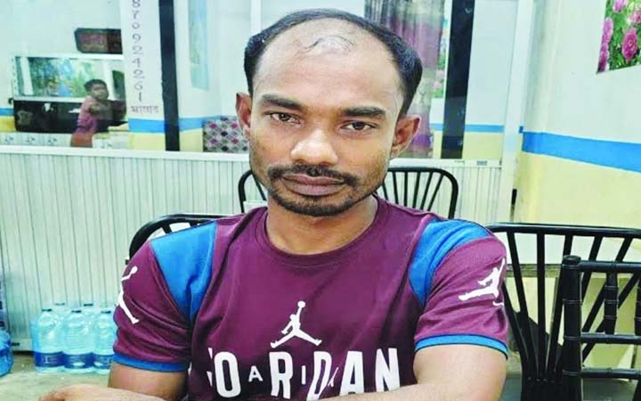 সিএনজি চালকের ঝুলন্ত মরদেহ উদ্ধার