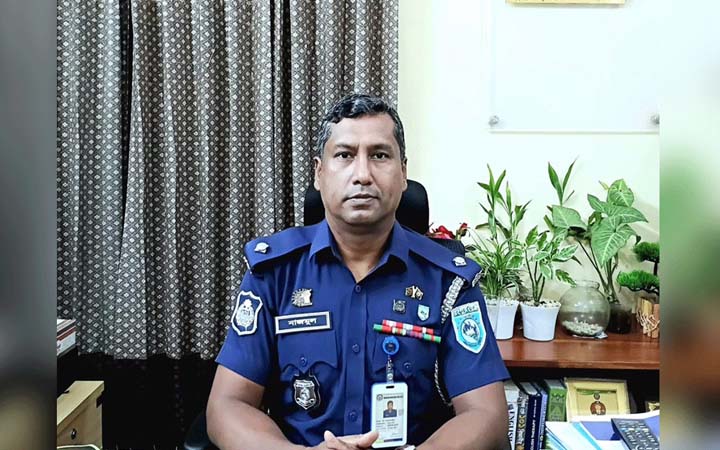 কুড়িগ্রামের রাজারহাট থানার ওসি নাজমুল আলম পুনর্বহাল