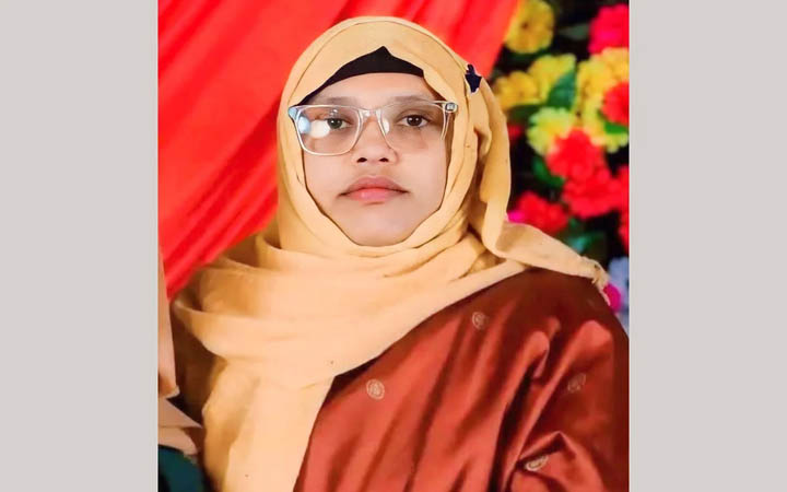 চট্টগ্রামের ফটিকছড়িতে ছেলের হত্যা মামলায় প্রধান আসামি মা
