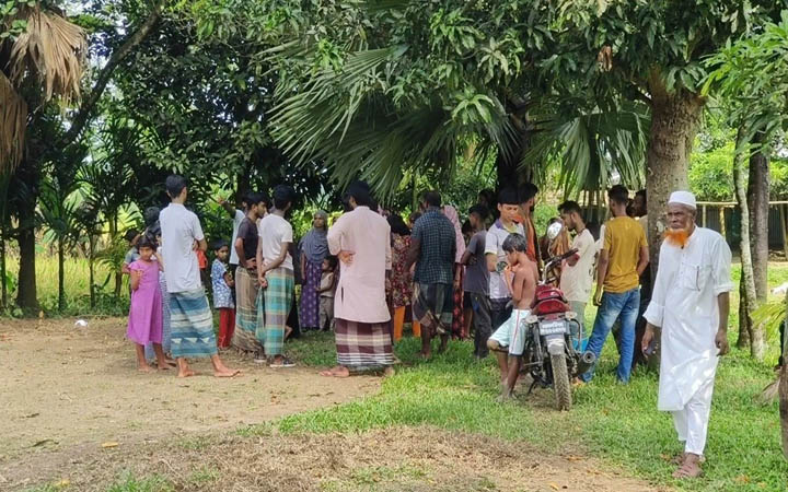 মাইজপাড়া গ্রামে গভীর রাতে বাড়িতে পুলিশের অভিযান, সকালে মিলল আসামির মরদেহ